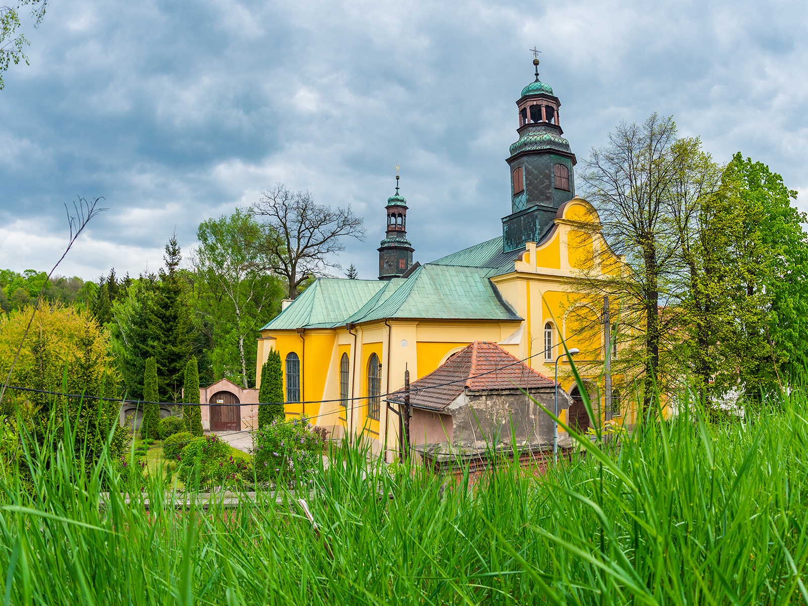 Zabytkowy Kościół św. Jerzego i Wojciecha